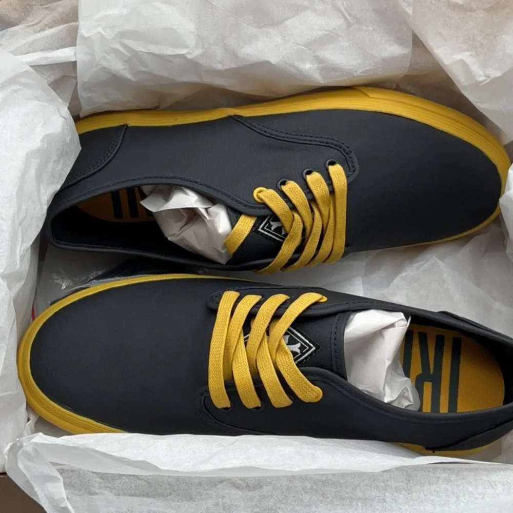 NWT Iron Fist Iron Fist The Winston Navy Blue Gold Waxed‎ Canvas Size 7